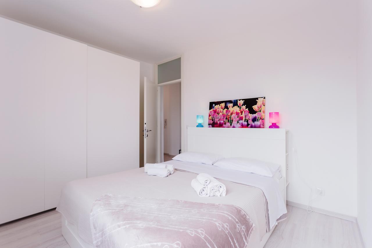 Bilocale Via Forni Apartment อูดิเน ภายนอก รูปภาพ