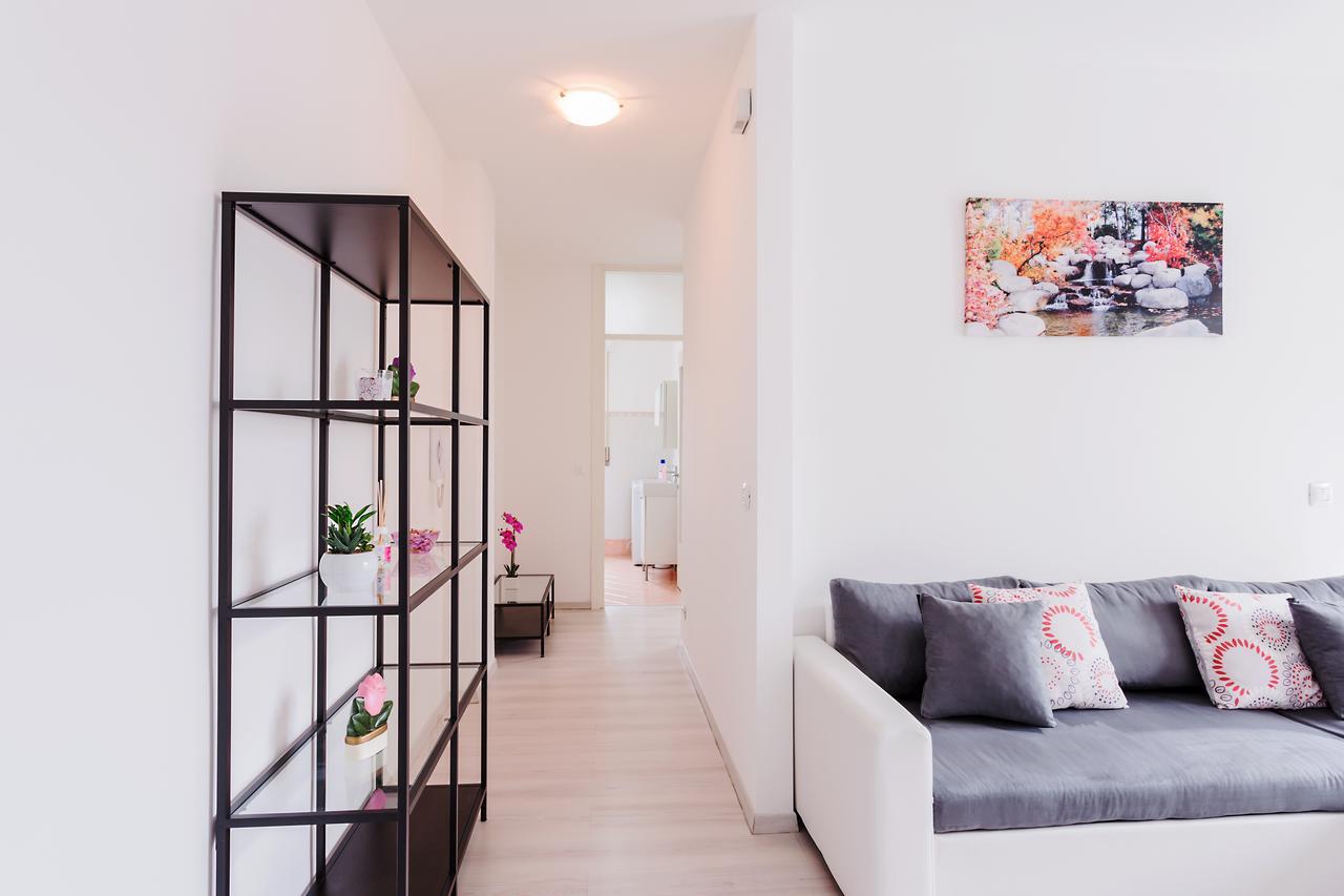 Bilocale Via Forni Apartment อูดิเน ภายนอก รูปภาพ